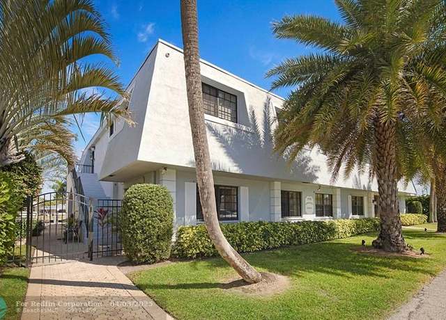 Property at 2743 NE 28th Ct #3, Lighthouse Point, FL 33064, 3 beds, 2.5 baths