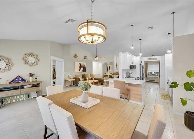 Property at 5230 Grande Palm Cir, Delray Beach, FL 33484, 3 beds, 2 baths