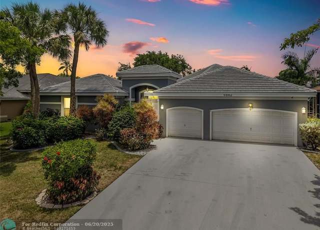 Property at 4862 Kensington Crk, Coral Springs, FL 33076, 5 beds, 3 baths