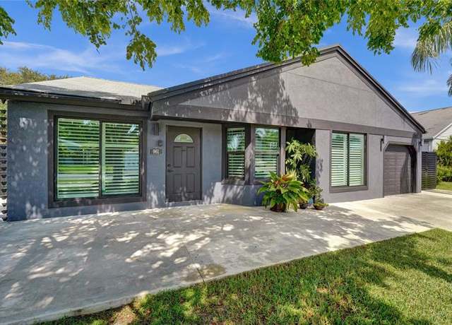 Property at 961 SW 134th Ave, Davie, FL 33325, 3 beds, 2 baths