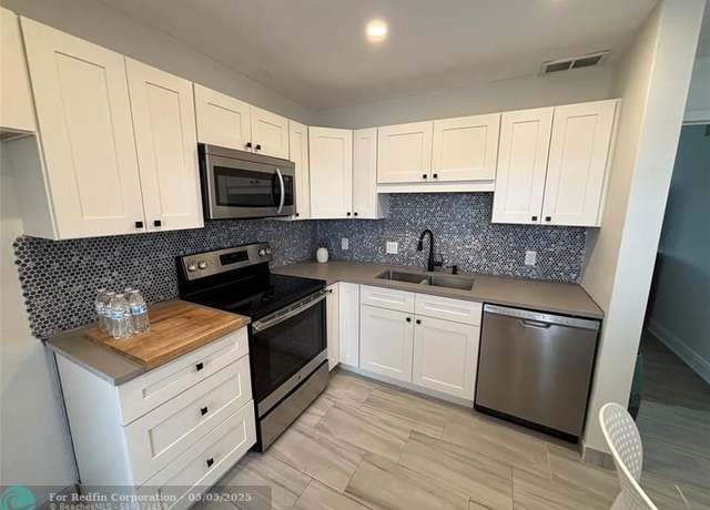 Property at 4310 NW 12th Ct #308, Lauderhill, FL 33313, 1 bed, 1 bath