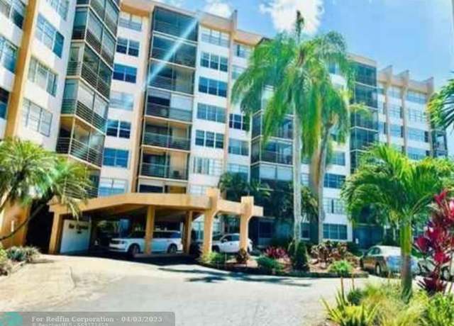 Property at 1200 Saint Charles Pl #413, Pembroke Pines, FL 33026, 1 bed, 1 bath