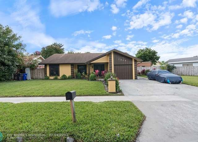 Property at 7424 SW 11th Ct, North Lauderdale, FL 33068, 3 beds, 2 baths