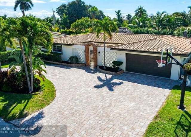 Property at 1990 NE 30th Ct, Lighthouse Point, FL 33064, 3 beds, 2 baths