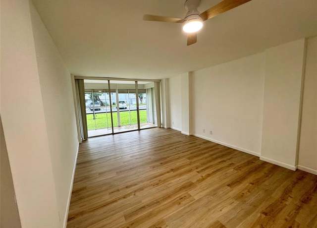 Property at 116 Royal Park Dr Unit 1D, Oakland Park, FL 33309, 1 bed, 1 bath