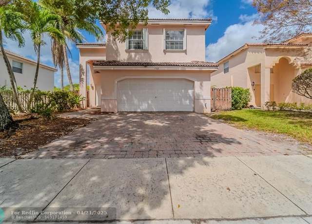 Property at 1568 SW 106th Ave, Pembroke Pines, FL 33025, 3 beds, 2.5 baths