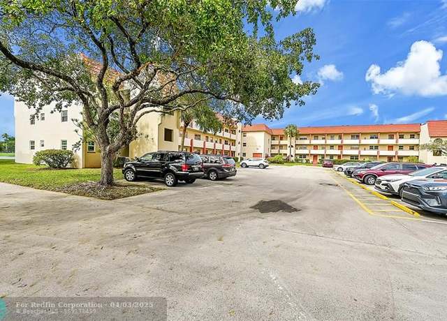 Property at 2931 Sunrise Lakes Dr #301, Sunrise, FL 33322, 2 beds, 2 baths