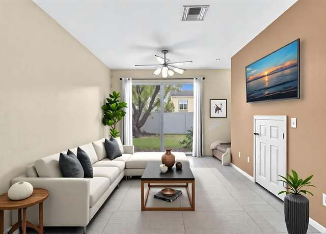 Property at 6712 Cypress Walk Ter #6712, Tamarac, FL 33321, 2 beds, 2.5 baths