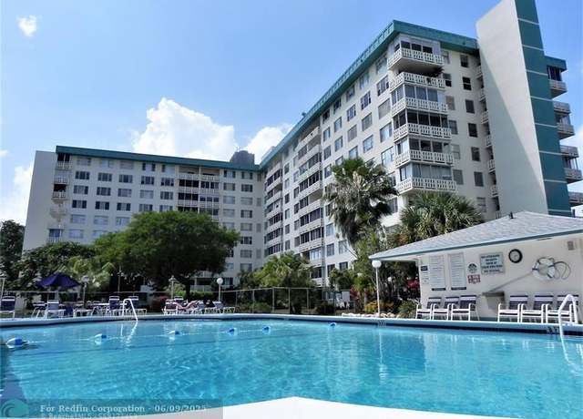 Property at 4330 Hillcrest Dr #311, Hollywood, FL 33021, 2 beds, 2 baths