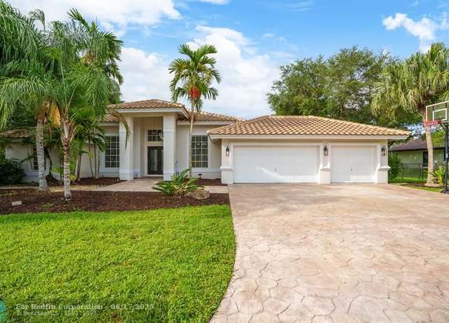 Property at 12590 SW 34th Pl, Davie, FL 33330, 6 beds, 3 baths