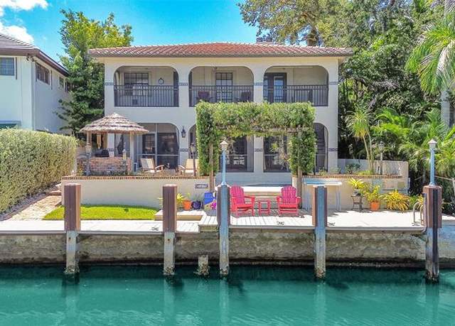 Property at 1417 Ponce De Leon Dr, Fort Lauderdale, FL 33316, 4 beds, 2.5 baths