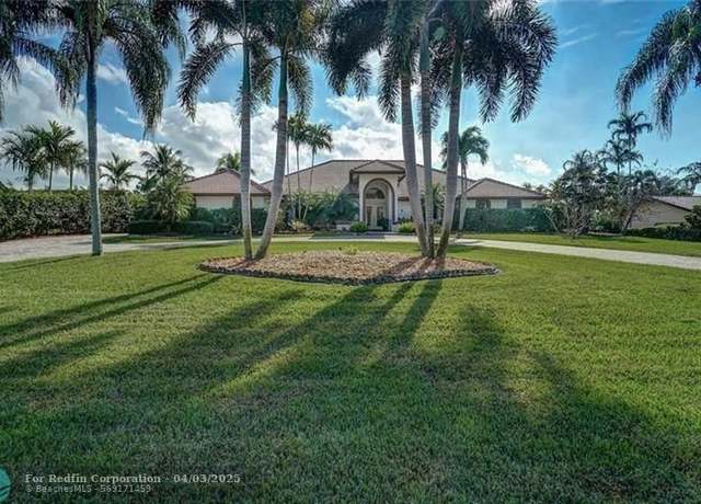 Property at 11850 SW 26th St, Davie, FL 33325, 5 beds, 3.5 baths