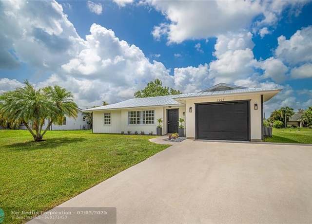 Property at 1226 SW Emerald Ave, Port St. Lucie, FL 34953, 3 beds, 2 baths