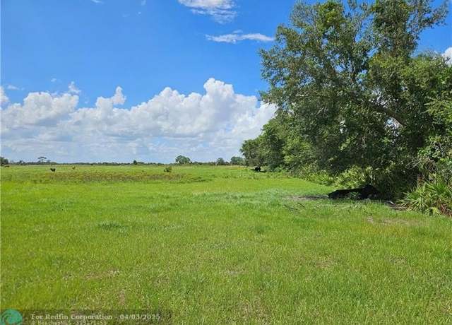 Property at 1000 Cattle Ranch Rd, FL 33960