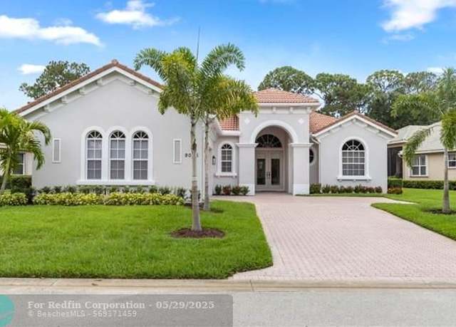 Property at 9006 One Putt Pl, Port St. Lucie, FL 34986, 3 beds, 3.5 baths