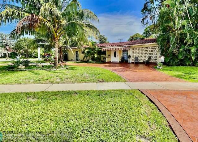 Property at 1110 SE 7th St, Deerfield Beach, FL 33441, 3 beds, 2 baths