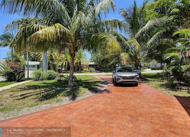Property at 1110 SE 7th St, Deerfield Beach, FL 33441, 3 beds, 2 baths