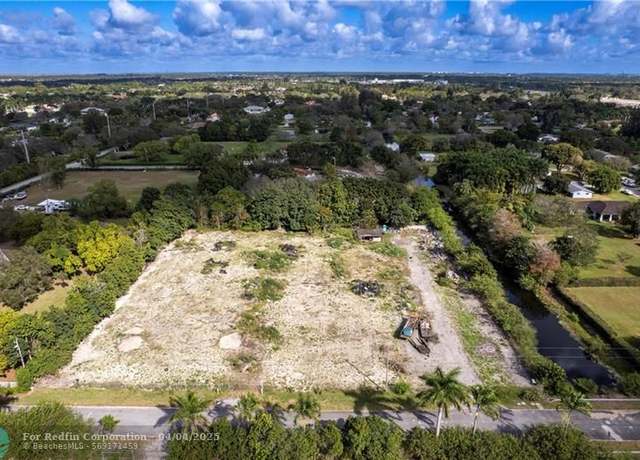 Property at 18901 SW 57th Ct, Southwest Ranches, FL 33332