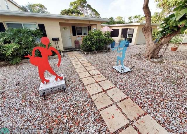 Property at 1425 NE 23rd St, Wilton Manors, FL 33305, 3 beds, 2 baths