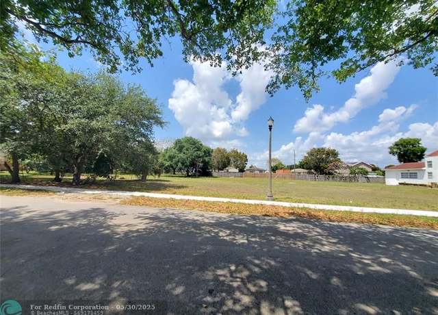 Property at 56 SW Ave, Fort Lauderdale, FL 33314