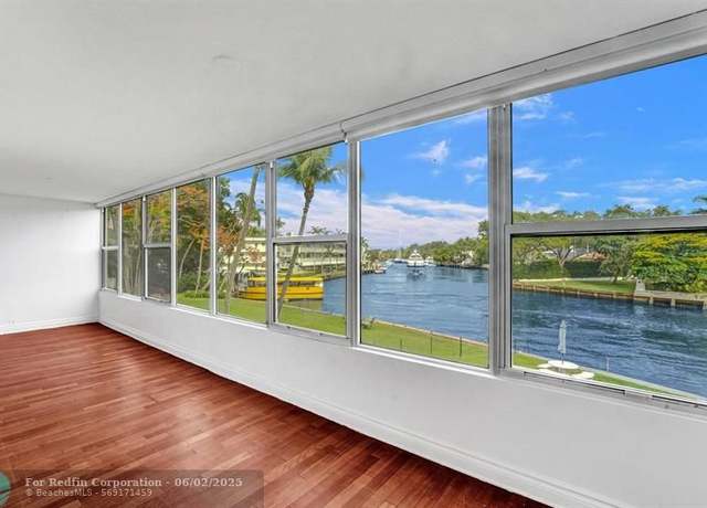 Property at 818 SE 4th St #202, Fort Lauderdale, FL 33301, 2 beds, 2 baths