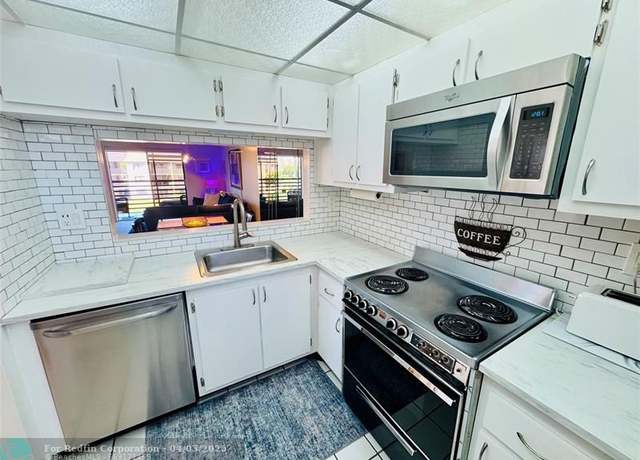 Property at 10130 Sunrise Lakes Blvd #301, Sunrise, FL 33322, 2 beds, 2 baths