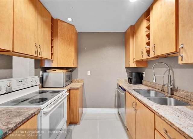 Property at 7817 SW 6th Ct, North Lauderdale, FL 33068, 3 beds, 2 baths
