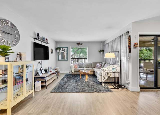 Property at 3867 Cocoplum Cir #35110, Coconut Creek, FL 33063, 2 beds, 2 baths