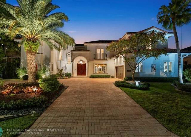 Property at 2890 NE 27th St, Fort Lauderdale, FL 33306, 5 beds, 4 baths