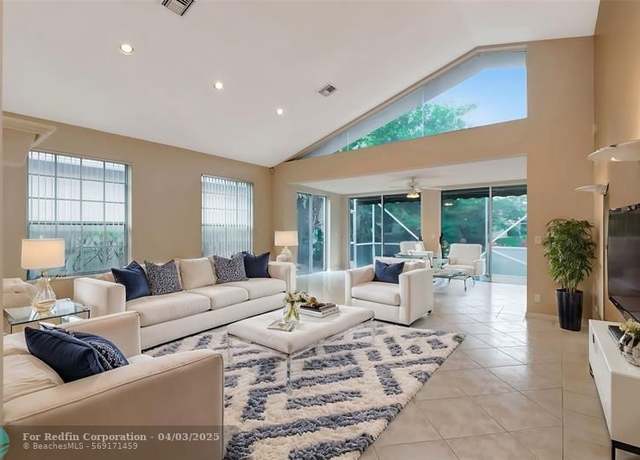 Property at 11081 Springbrook Cir, Boynton Beach, FL 33437, 3 beds, 2.5 baths