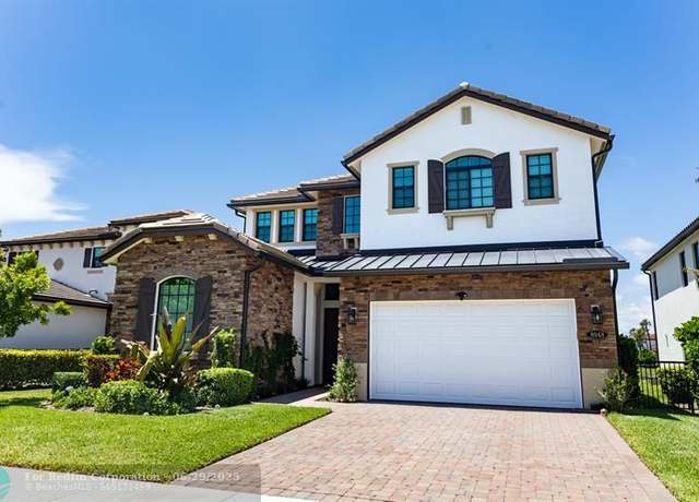 Property at 8948 Grand Prix Ln, Boynton Beach, FL 33472, 4 beds, 4.5 baths