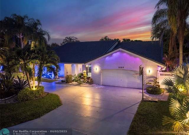 Property at 1137 NW 111th Way, Coral Springs, FL 33071, 4 beds, 3.5 baths