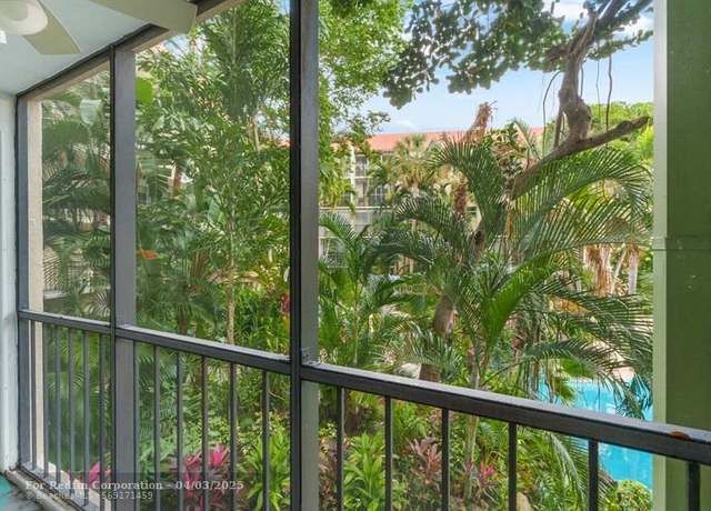 Property at 5300 NE 24th Ter Unit 223C, Fort Lauderdale, FL 33308, 2 beds, 2 baths