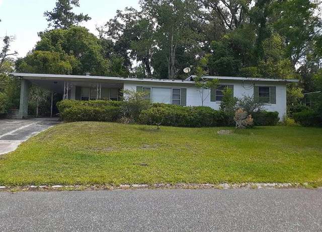 Property at 4425 Roth Dr, FL 32209, 3 beds, 1.5 baths
