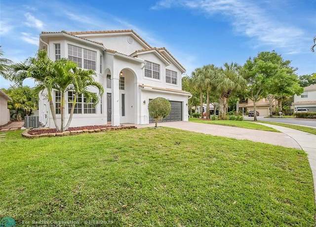 Property at 4765 S Classical Blvd, Delray Beach, FL 33445, 5 beds, 2.5 baths