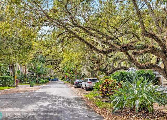 Property at 17 SE 17th Ave, Fort Lauderdale, FL 33301