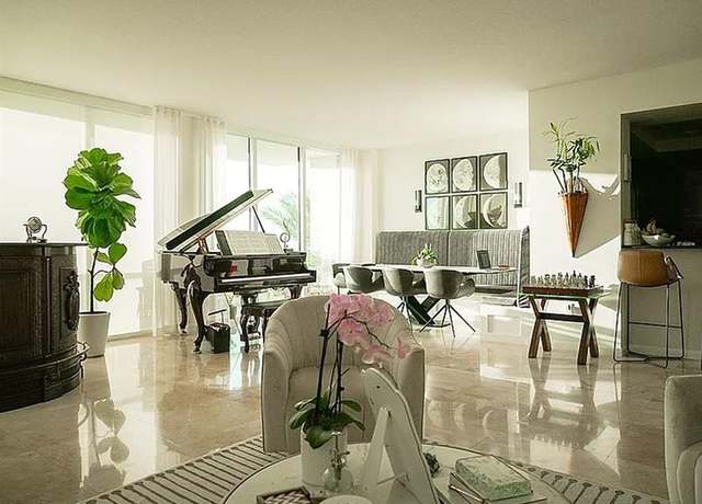Property at 1819 SE 17th St #705, Fort Lauderdale, FL 33316, 3 beds, 2.5 baths