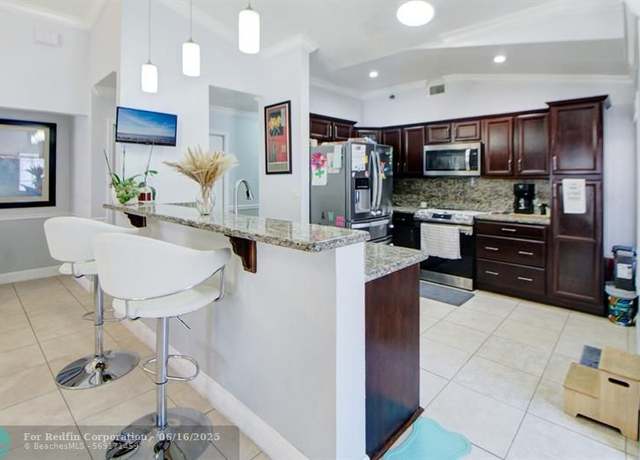 Property at 16420 NW 22nd St, Pembroke Pines, FL 33028, 4 beds, 2 baths