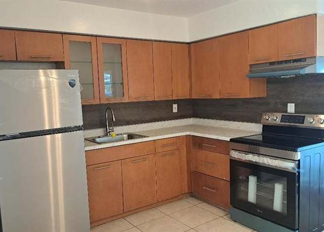 Property at 6963 SW 19th St, Pompano Beach, FL 33068, 3 beds, 1 bath