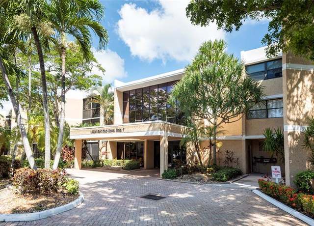 Property at 16325 Golf Club Rd #210, Weston, FL 33326, 2 beds, 2.5 baths