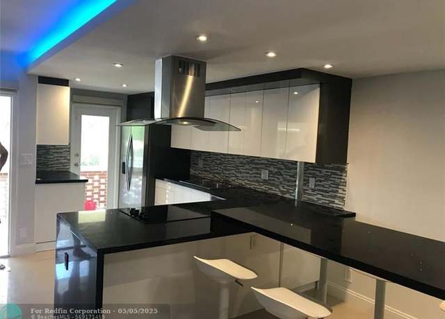 Property at 2800 NE 14th Street Cswy #208, Pompano Beach, FL 33062, 2 beds, 2 baths