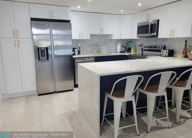 Property at 19390 Collins Ave #216, Sunny Isles Beach, FL 33160, 1 bed, 1 bath