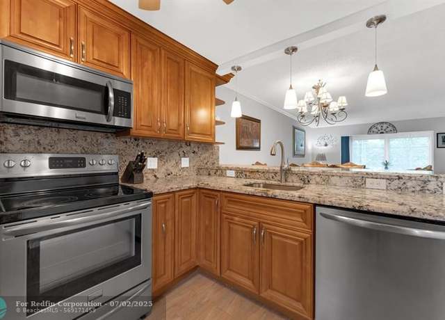 Property at 251 NW 76th Ave #102, Margate, FL 33063, 2 beds, 2 baths