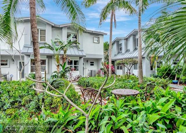 Property at 801 SE 16th Ct #11, Fort Lauderdale, FL 33316, 2 beds, 2.5 baths