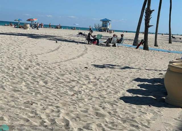 Property at 211 S Ocean Dr #204, Hollywood, FL 33019, 2 beds, 2 baths