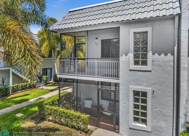 Property at 16521 Blatt Blvd #201, Weston, FL 33326, 2 beds, 2 baths