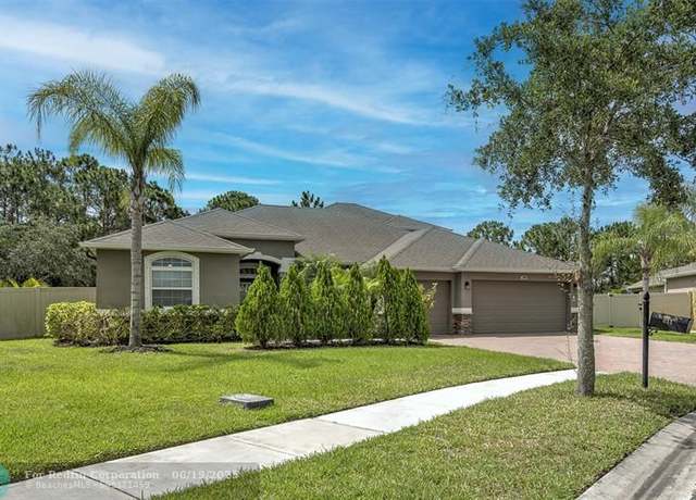 Property at 611 Easton Forest Cir, Palm Bay, FL 32909, 5 beds, 4 baths