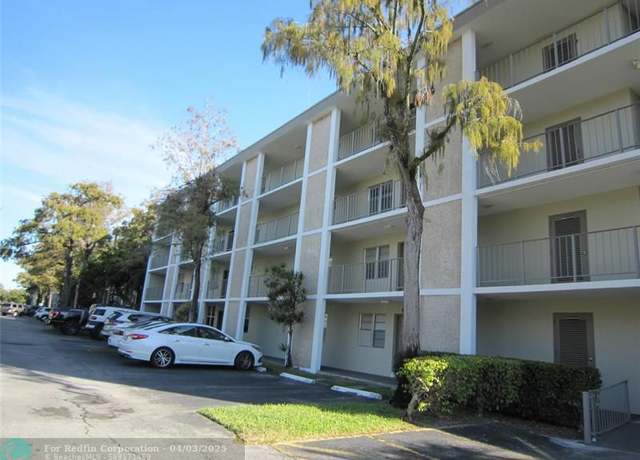 Property at 2900 NW 48th Ter #213, Lauderdale Lakes, FL 33313, 2 beds, 2 baths