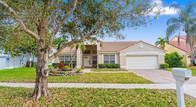 Photo of 19327 NW 13th St, Pembroke Pines, FL 33029