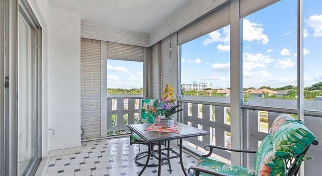 Photo of 4350 Hillcrest Dr #419, Hollywood, FL 33021